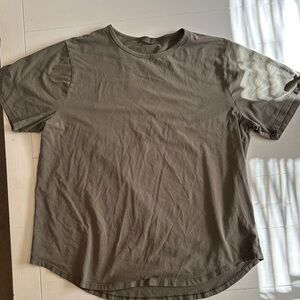 NUUDS short sleeve curved hem Men's olive green T-Shirt